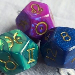 Astrology Dice Set: Cosmic Guidance, Intuitive Readings